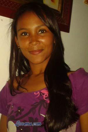147774 - Yerle Age: 32 - Colombia